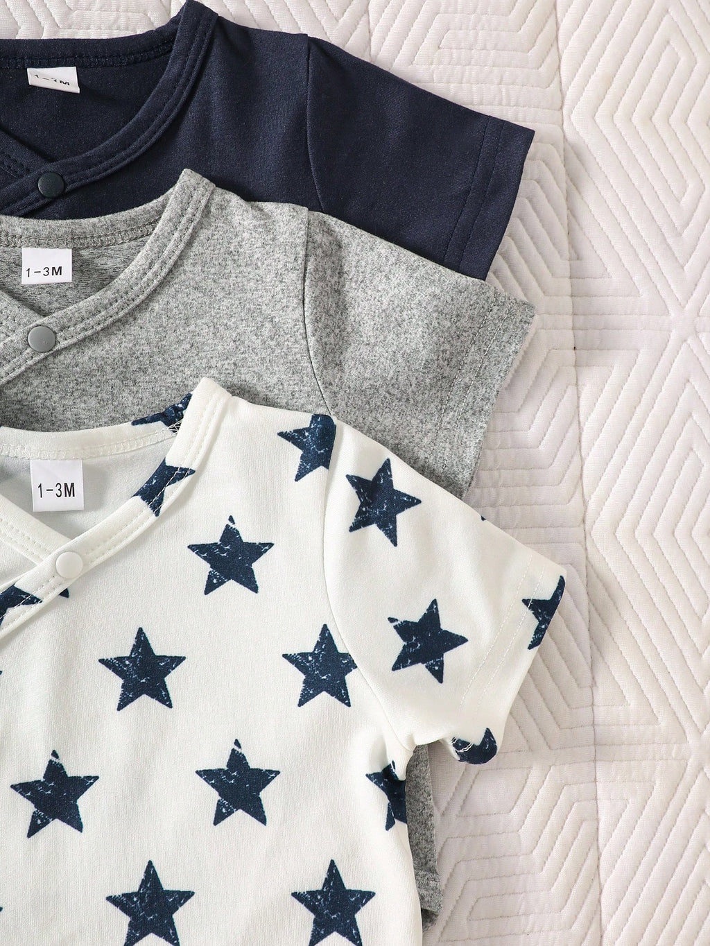 Baby Boy Short Sleeve Round Neck Bodysuit Set of 3 Soft Breathable Star & Bear Print